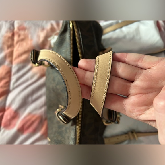 Michael Kors Authentic Brown Signature Logo Medium Grayson Bag NWOT - Picture 5 of 5